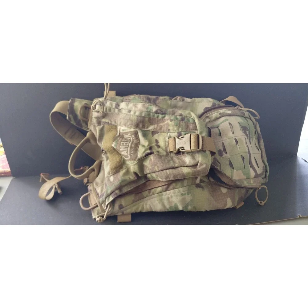 Military tactical use CamelBak Ambush tactical Bag Missing Reservoir Part AS IS